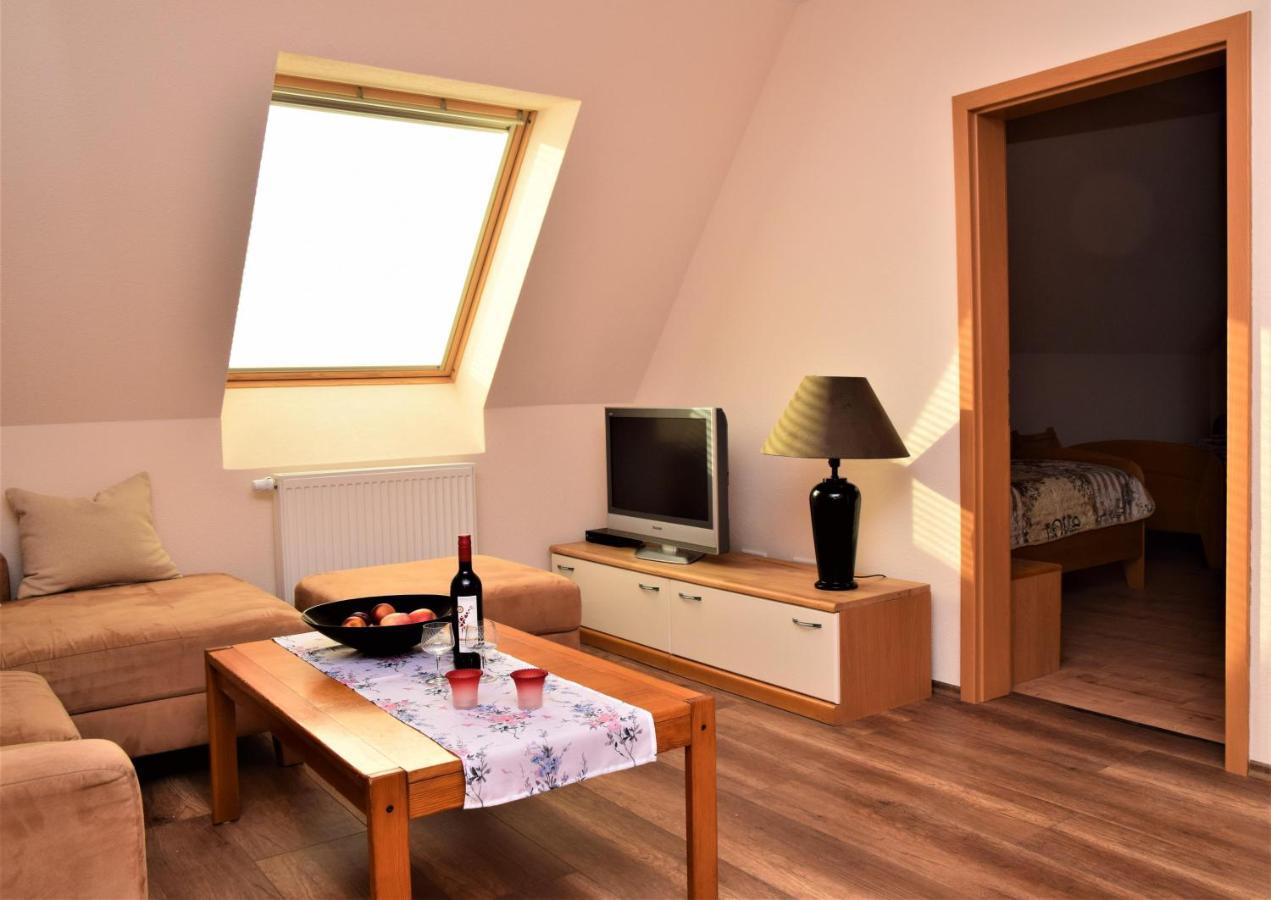 Ferienwohnung Anneliese Am Stadttor Хорнбах Экстерьер фото